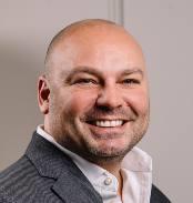 Image of Giles Elliott