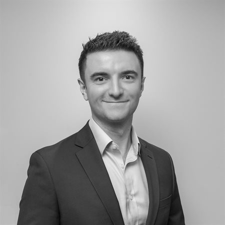 Image of Nick Warren