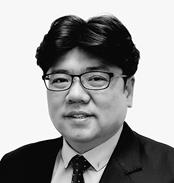 Image of Bob Hur